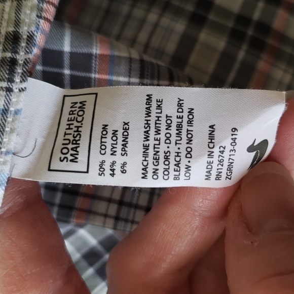 Southern Marsh Performance NWOT Men's Plaid Button Down Shirt Small Long Sleeve - Picture 11 of 13